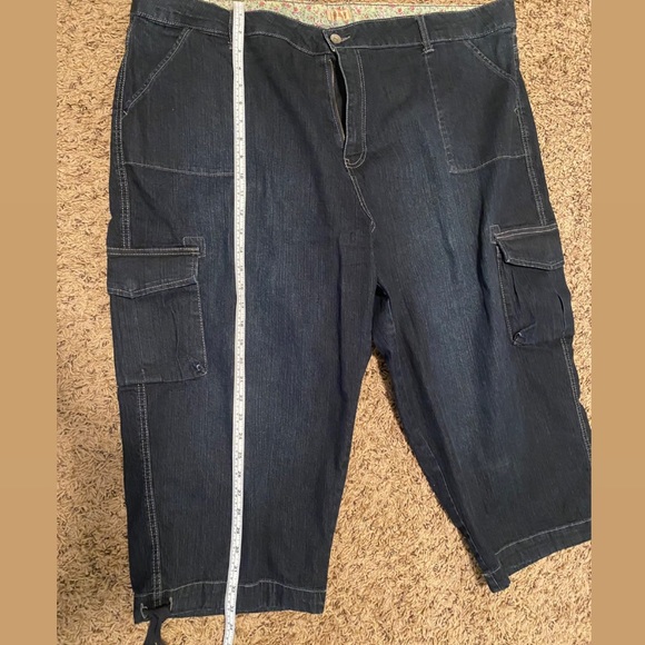 Northcrest Women’s Plus Denim Shorts 24W NWOT - Picture 6 of 9